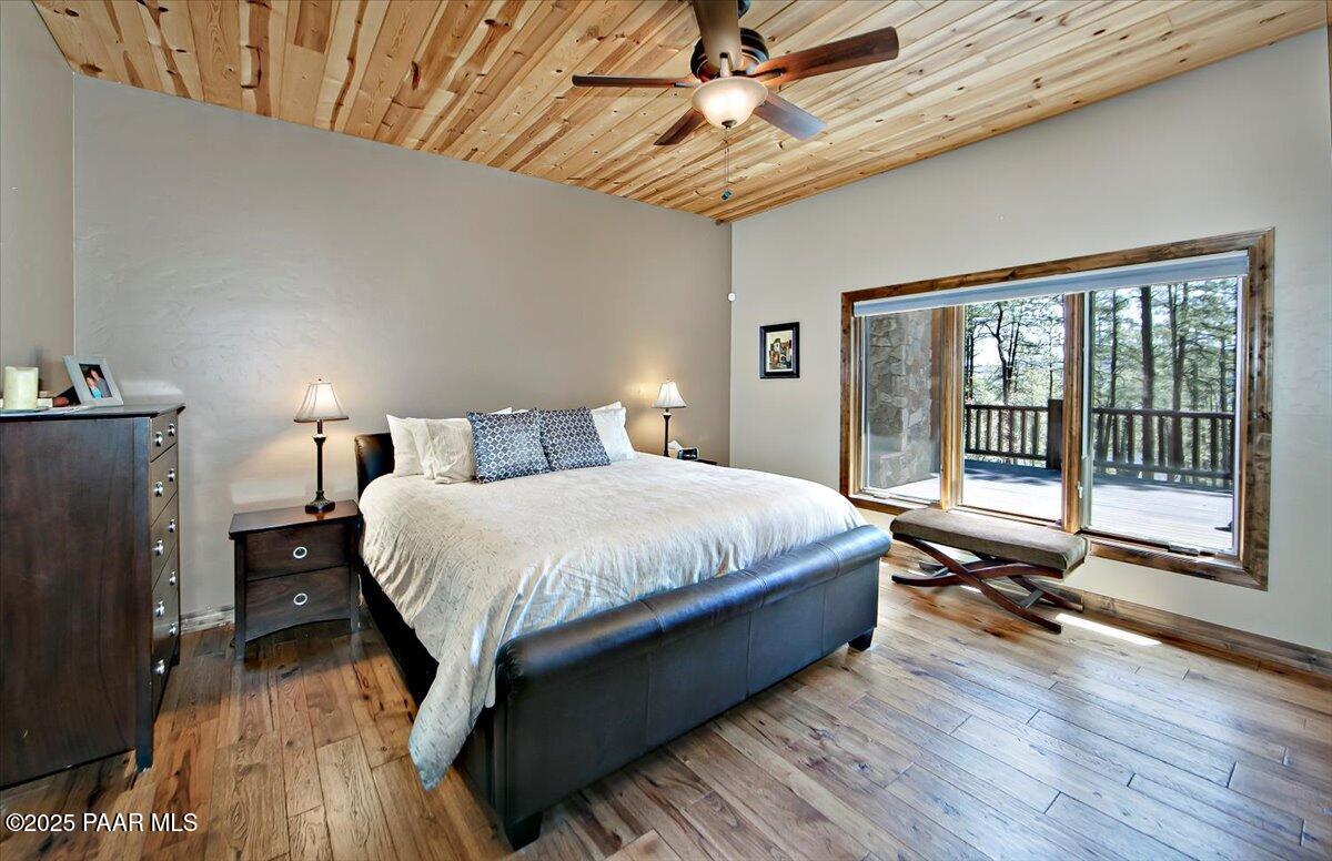 1585 High Valley Ranch Road Prescott, AZ 86303 - Photo 13 of 38 04-Primary Bedroom