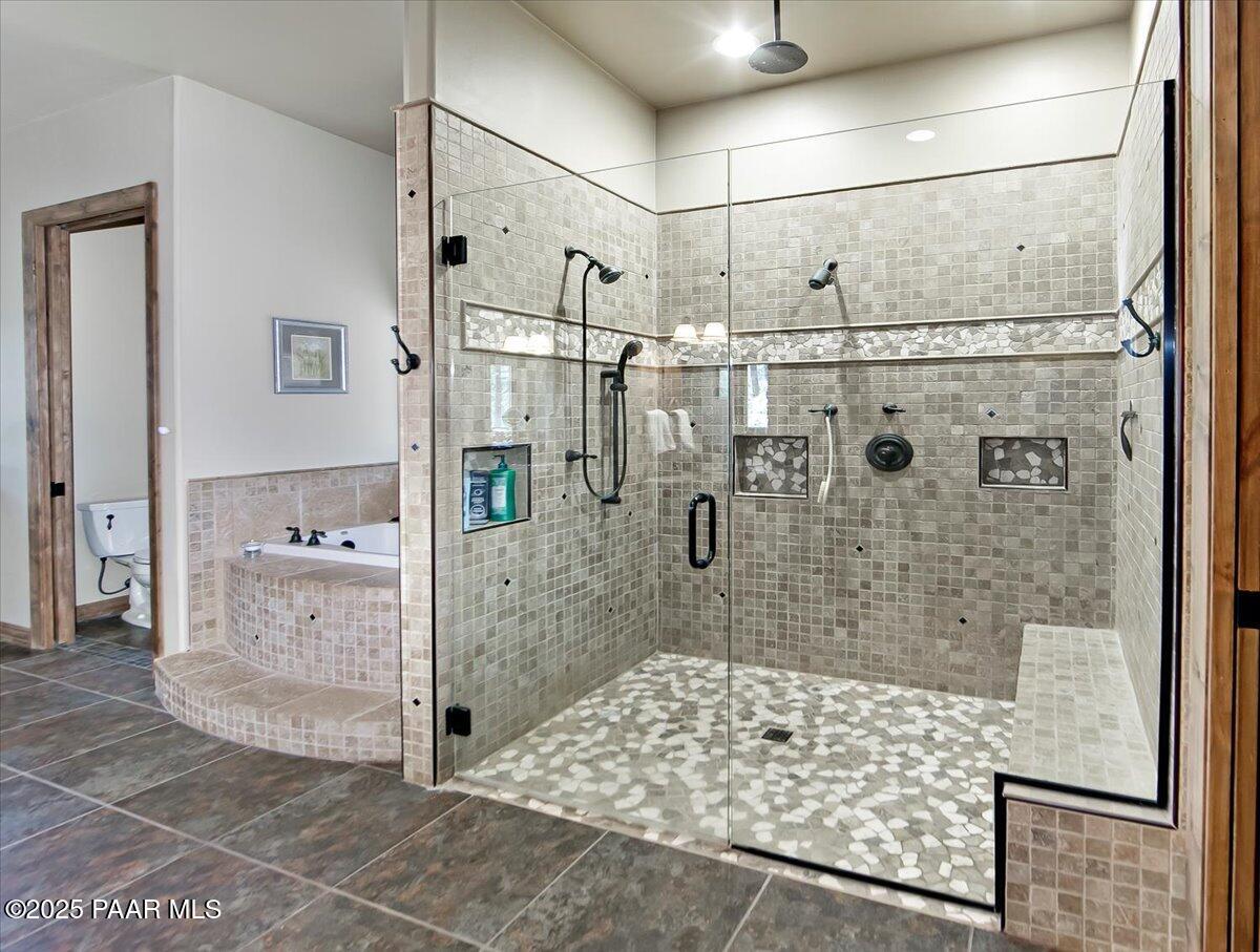 1585 High Valley Ranch Road Prescott, AZ 86303 - Photo 15 of 38 06-Primary Bathroom