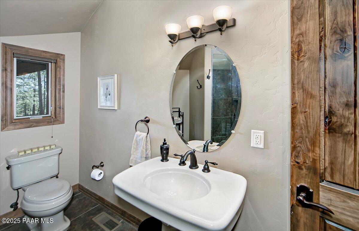 1585 High Valley Ranch Road Prescott, AZ 86303 - Photo 21 of 38 14-Bedroom