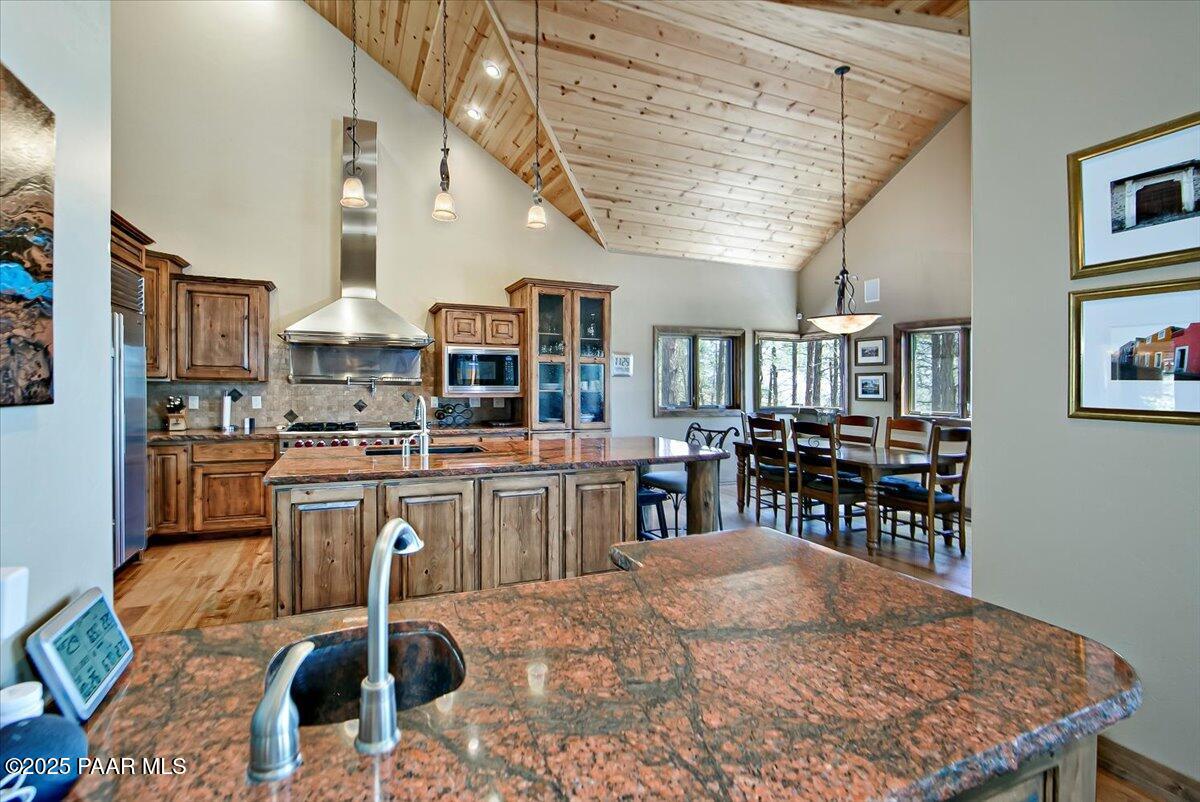 1585 High Valley Ranch Road Prescott, AZ 86303 - Photo 9 of 38 08-Kitchen