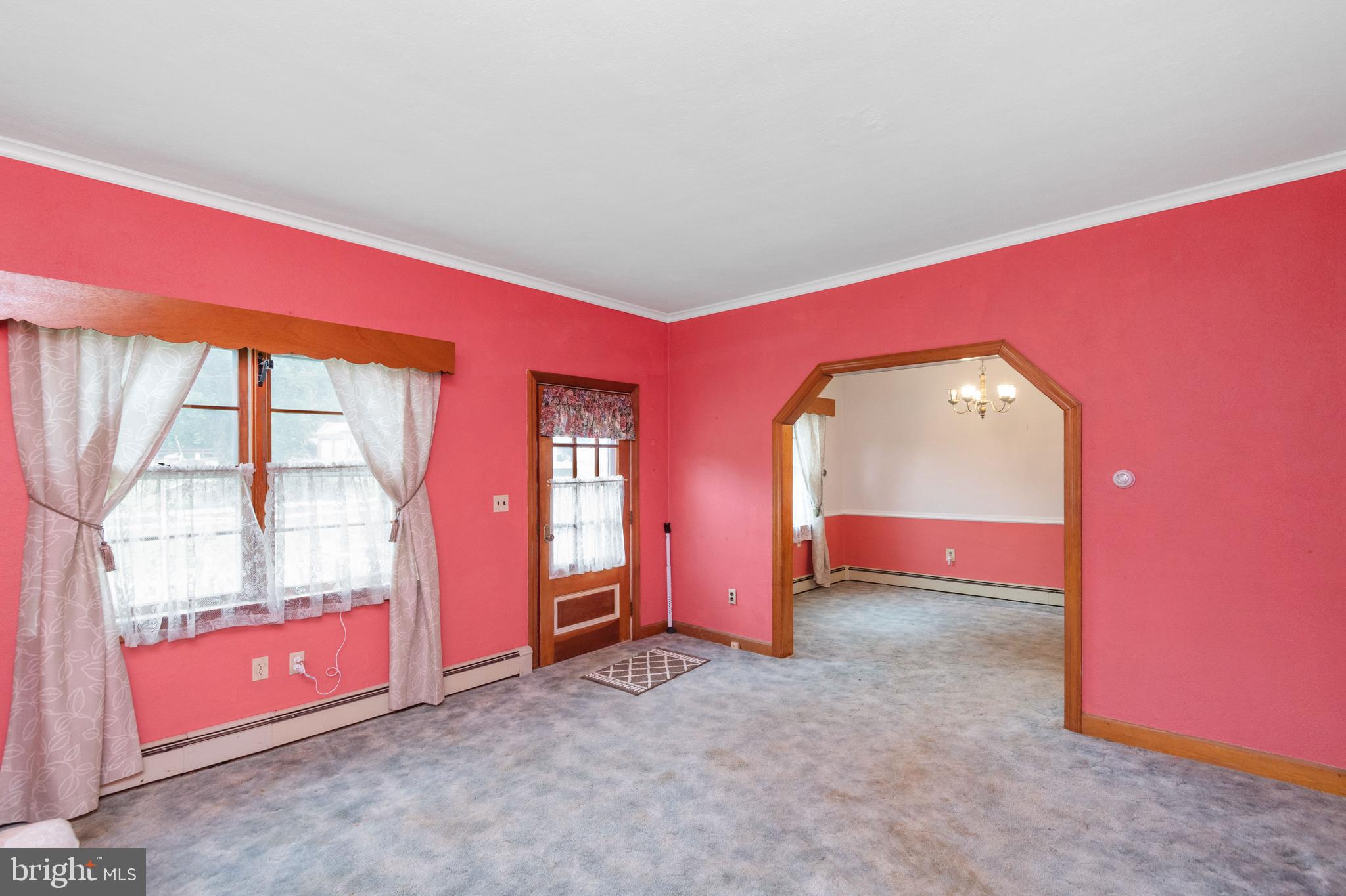 4092 A Rock Hall Road Point of Rocks, MD 21777 - Photo 6 of 26 Living Room