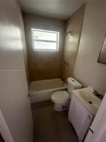 $1,750 | 26445 Southwest 139th Avenue, Unit 26445, Homestead, FL 33032