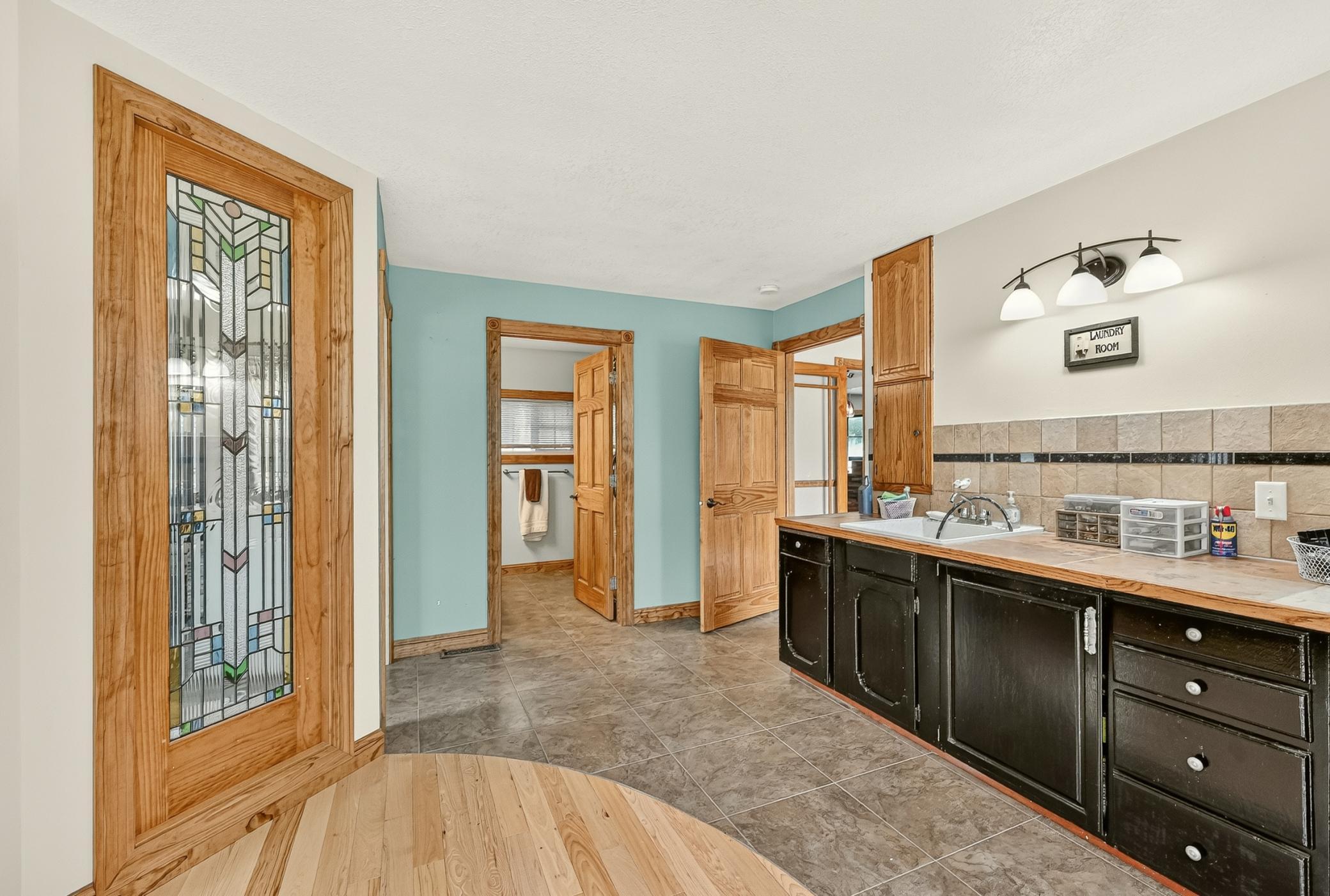605 University Avenue Spring Valley, MN 55975 - Photo 14 of 37