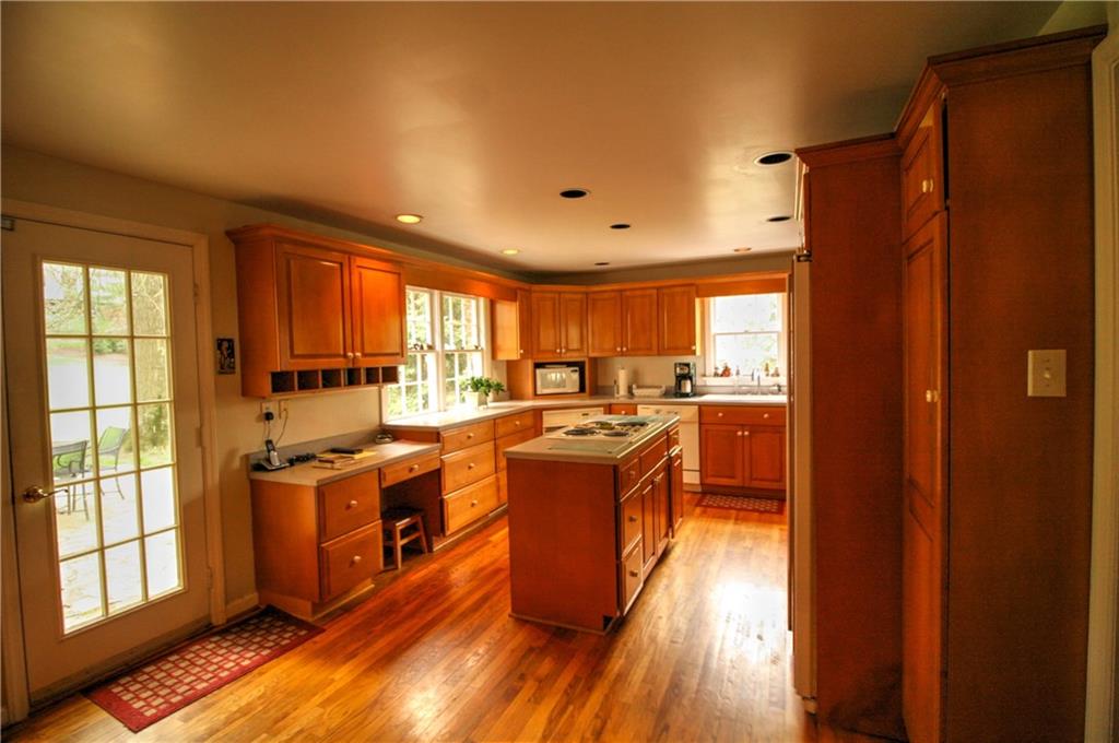 167 Topsfield Road Upper St. Clair, PA 15241 - Photo 5 of 15 Gallery Image 5
