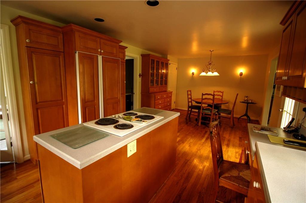 167 Topsfield Road Upper St. Clair, PA 15241 - Photo 7 of 15 Gallery Image 7