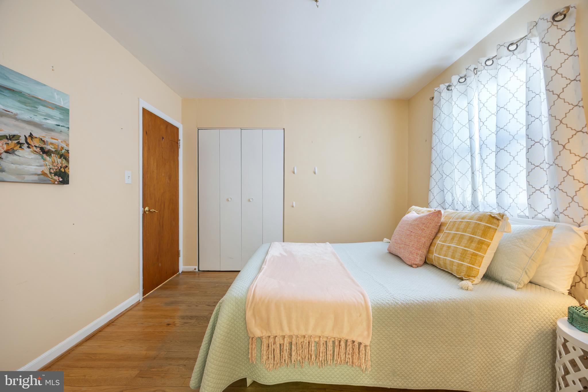 3816 Bayville Road Baltimore, MD 21220 - Photo 20 of 53 warm hardwood floors