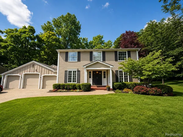 $7,600 | 749 Kensington Lane, Bloomfield Hills, MI 48304