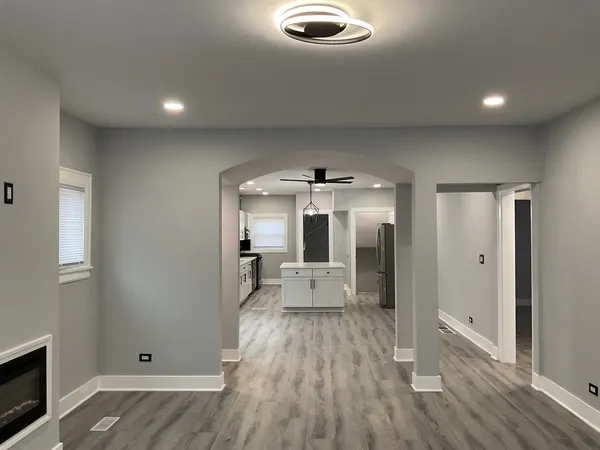 $3,500 | 14846 Woodlawn Avenue, Dolton, IL 60419