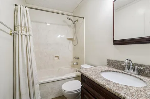 $183,000 | 5088 Jean Lafitte Boulevard, Lafitte, LA 70067