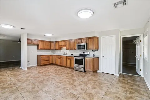 $183,000 | 5088 Jean Lafitte Boulevard, Lafitte, LA 70067