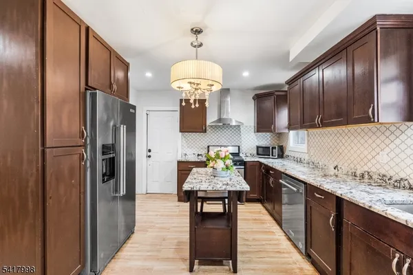 $429,900 | 218 Muhlenberg Place, Plainfield, NJ 07060