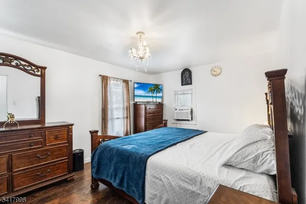 $429,900 | 218 Muhlenberg Place, Plainfield, NJ 07060