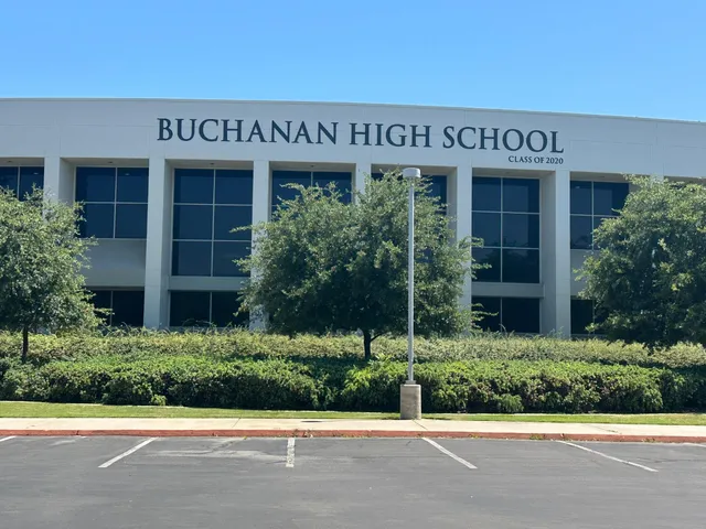 $495,000 | 73 West Bohemia Lane, Clovis, CA 93619