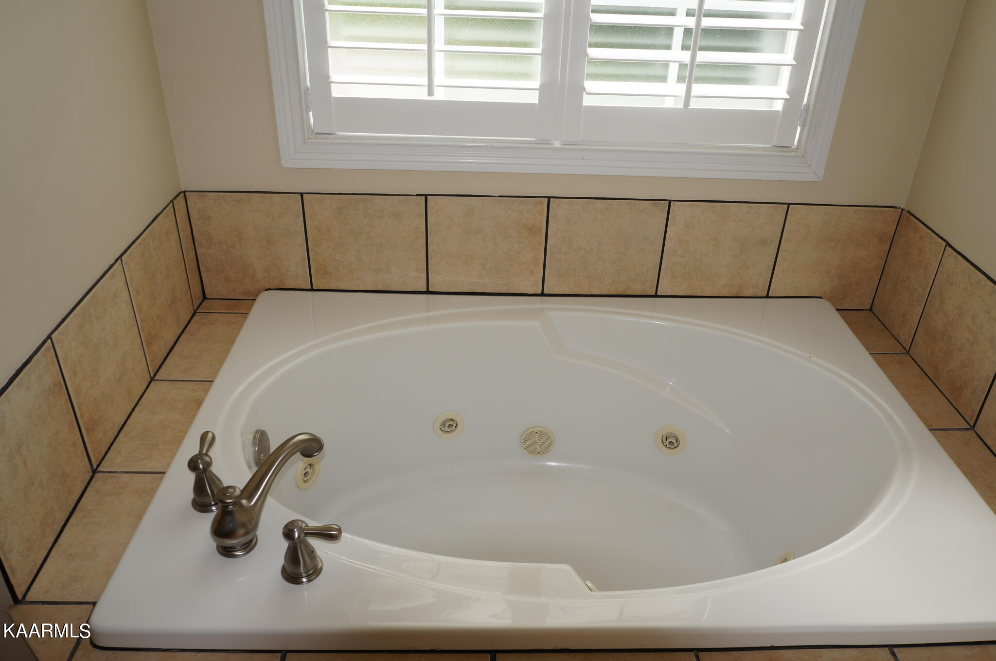 660 Craigs Chapel Road Greenback, TN 37742 - Photo 7 of 25 06