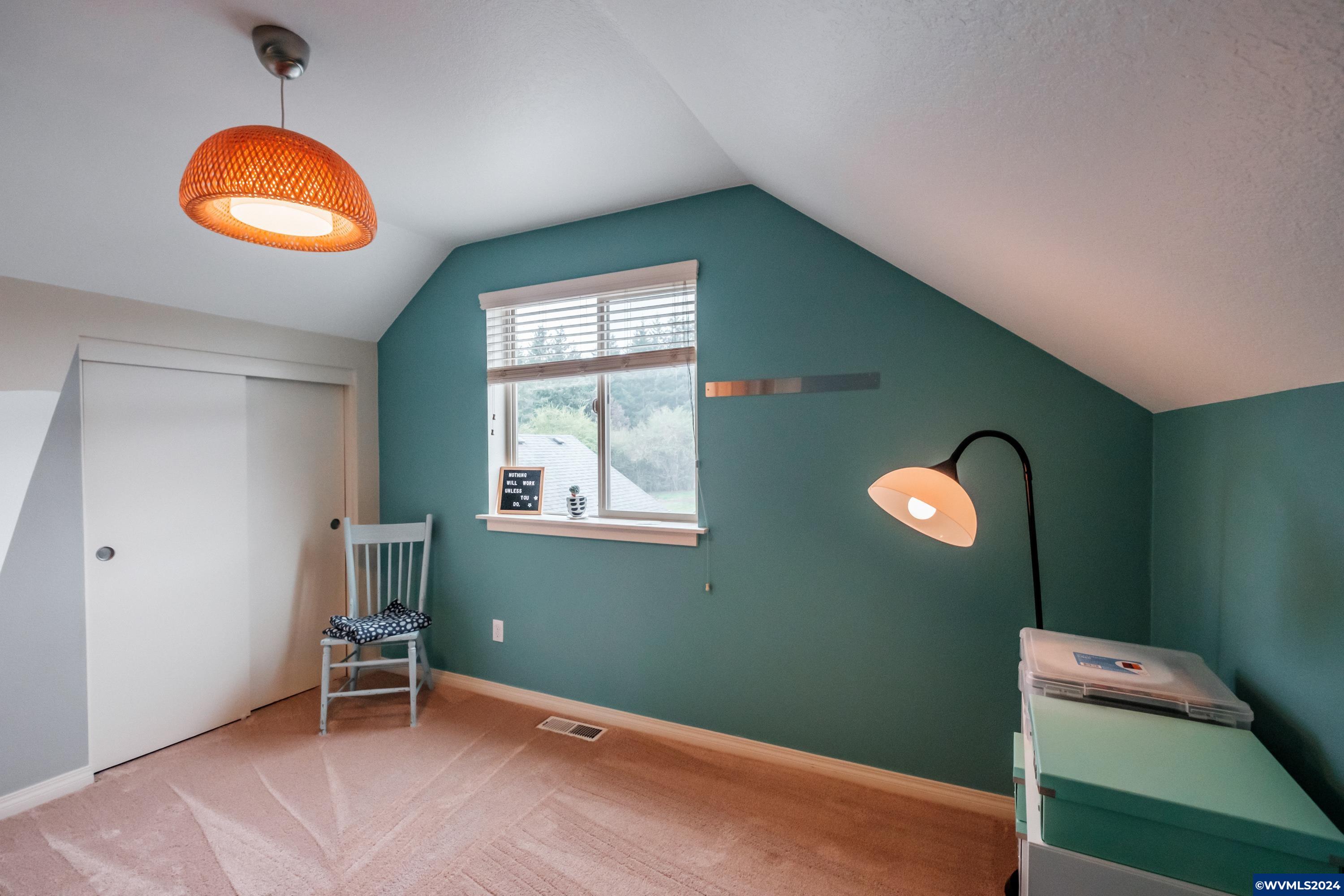 3087 Northwest Flame Tree Lane Albany, OR 97321 - Photo 33 of 39