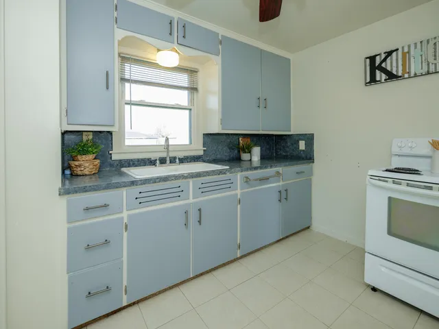 $217,500 | 312 Schuring Road, Portage, MI 49024