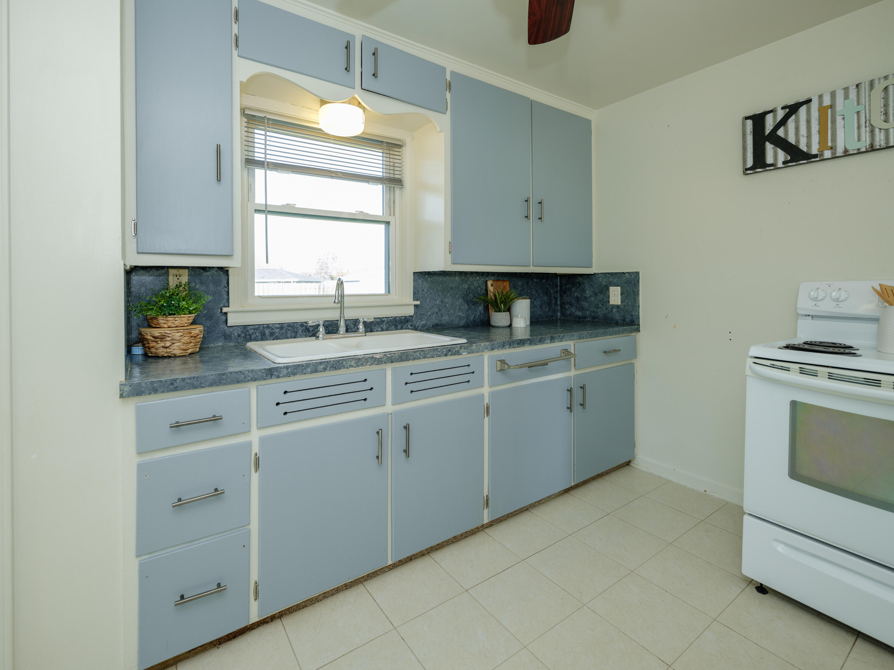 312 Schuring Road Portage, MI 49024 - Photo 2 of 22 312 Schuring Rd-107