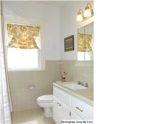404 Broadway Street Birmingham, AL 35209 - Photo 16 of 19
