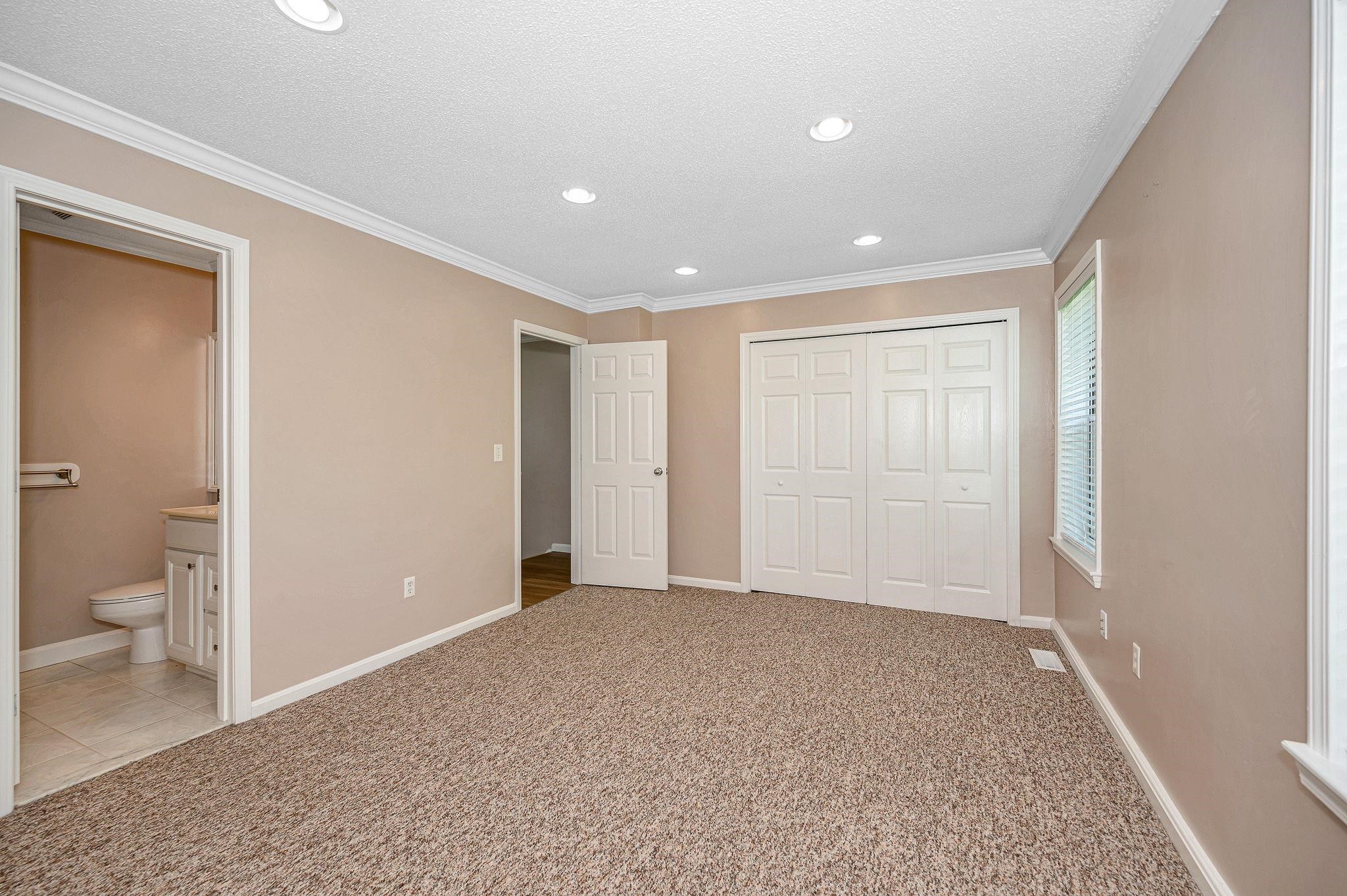 100 Middlesex Road, Unit 100 Merrimack, NH 03054 - Photo 14 of 33