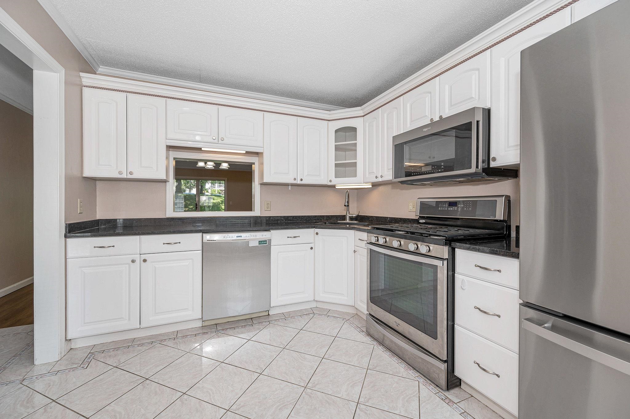 100 Middlesex Road, Unit 100 Merrimack, NH 03054 - Photo 5 of 33