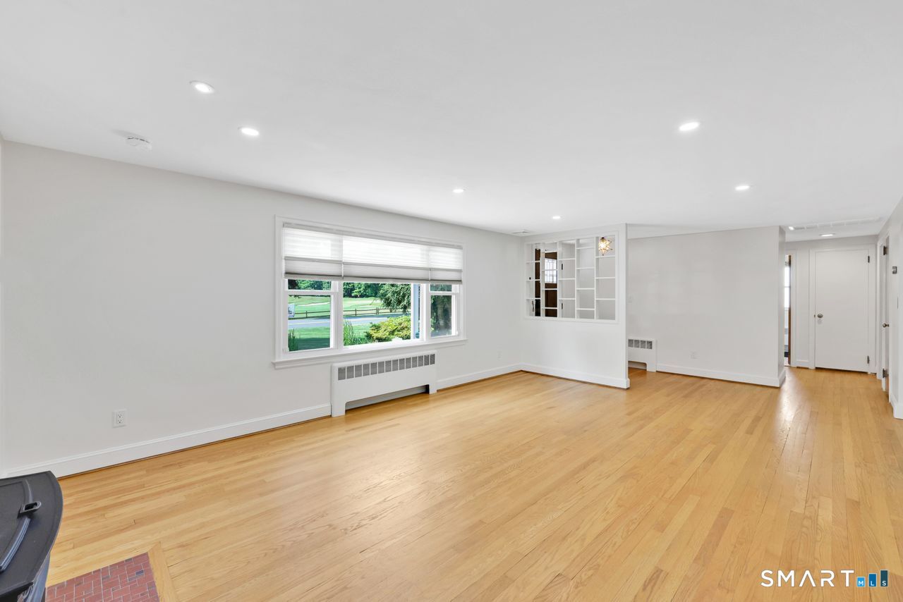 495 Prospect Street Wethersfield, CT 06109 - Photo 6 of 40