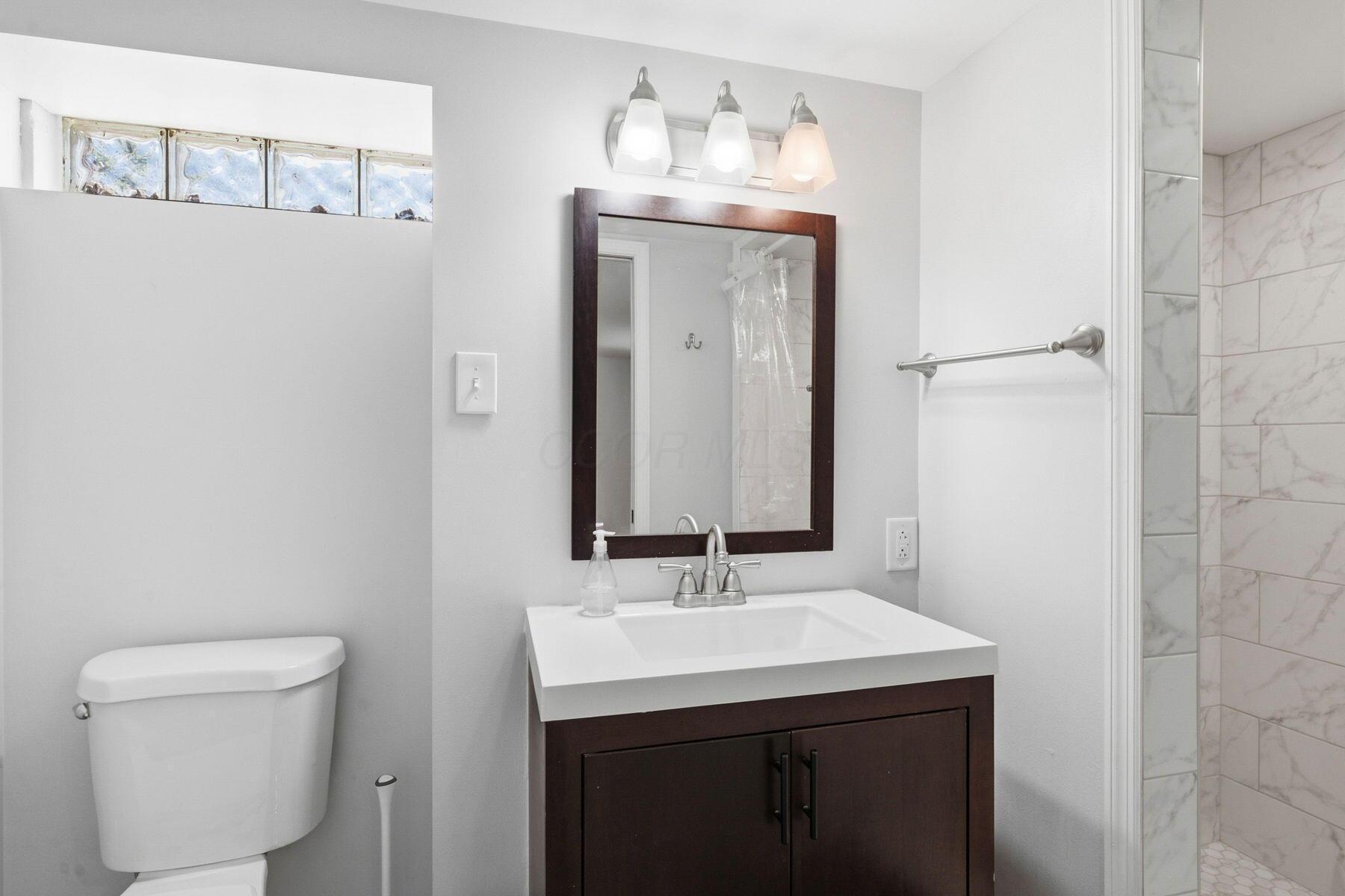 3503 Colchester Road Columbus, OH 43221 - Photo 32 of 54 Bathroom