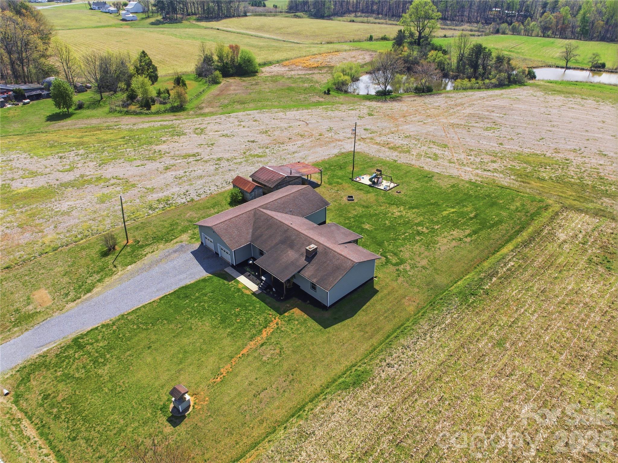 2452 Tower Road East Bend, NC 27018 - Photo 6 of 48