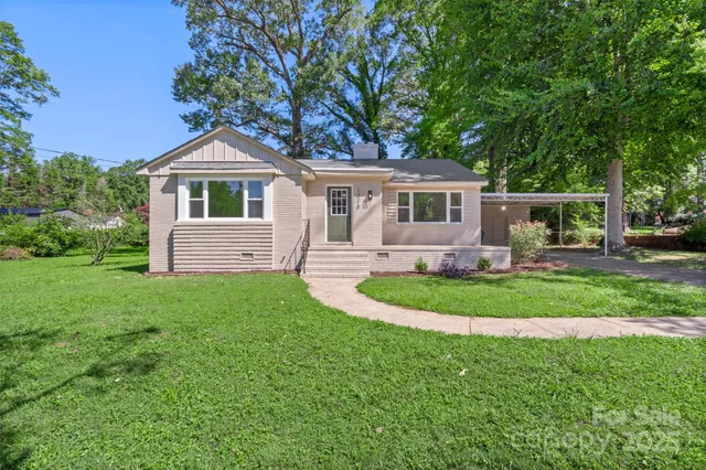 $255,000 | 1218 Forestdale Drive, Salisbury, NC 28144