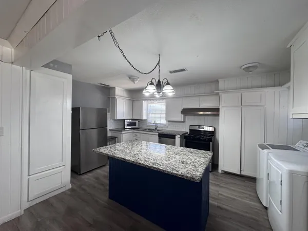 $1,650 | 2614 31st Street, Lubbock, TX 79410