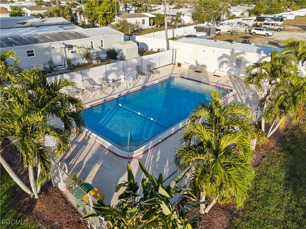 455 Cape Florida Way Naples, FL 34104 - Photo 13 of 35 a view of an outdoor space