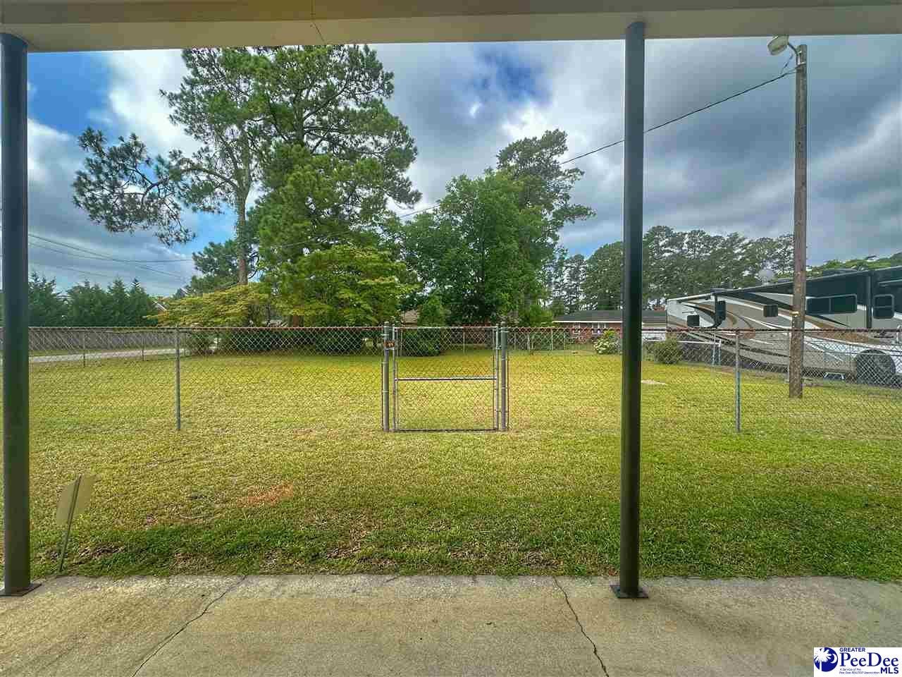 910 East Madison Street Dillon, SC 29536 - Photo 12 of 51 Gallery Image 12