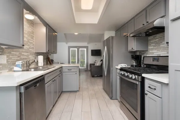 $2,000 | 2155 Twinbrooke Drive, Houston, TX 77088