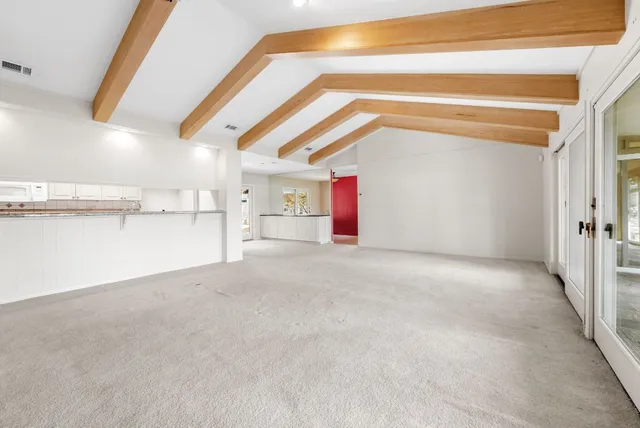 a view of empty room