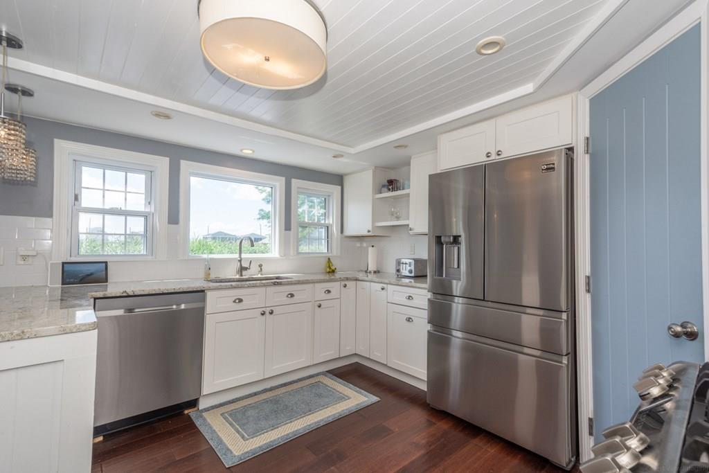 189 Spring Street Hull, MA 02045 - Photo 11 of 42