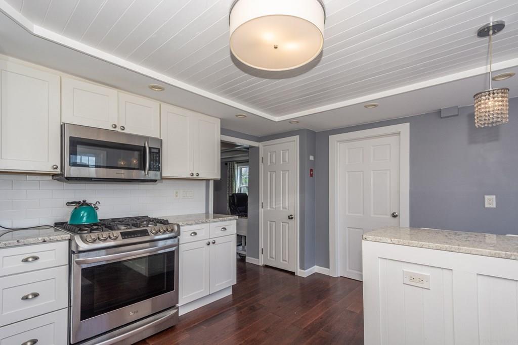 189 Spring Street Hull, MA 02045 - Photo 12 of 42