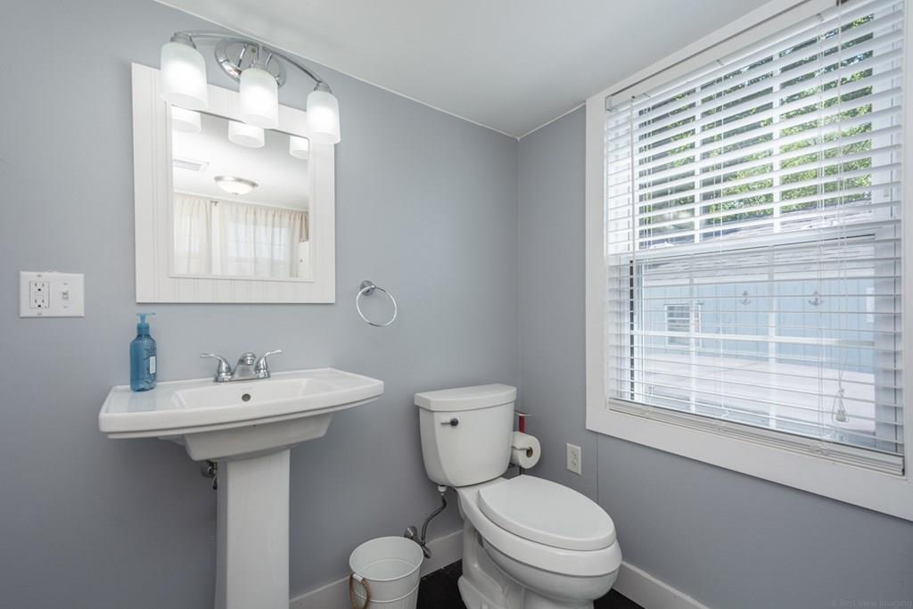 189 Spring Street Hull, MA 02045 - Photo 19 of 42