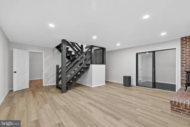 a view of an ocean and a houses