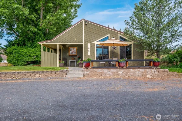 $575,000 | 1661 Road 17.6 Northwest, Ephrata, WA 98823