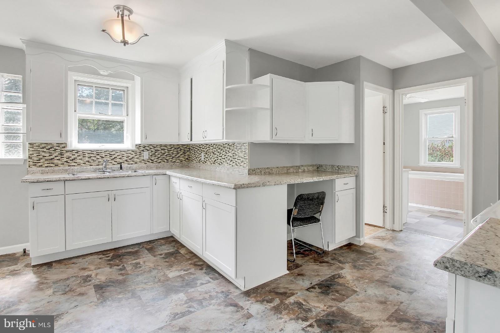 1150 Ruxton Road York, PA 17403 - Photo 8 of 26 Gallery Image 8