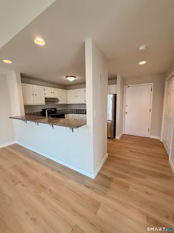 $2,500 | 49 Day Street, Unit 301, Norwalk, CT 06854