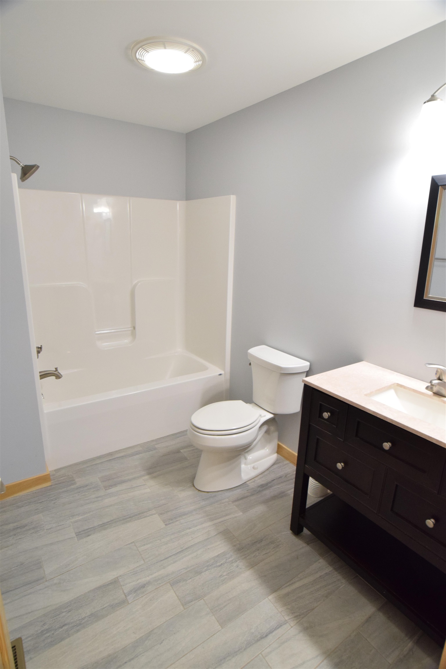 2770 East Freeland Road Midland, MI 48640 - Photo 16 of 42