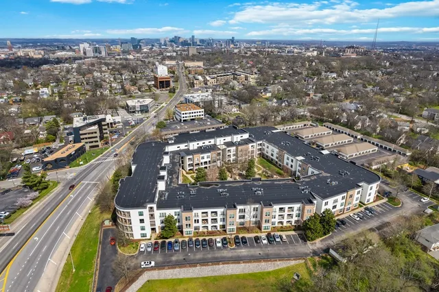 $2,800 | 2600 Hillsboro Pike, Unit 105, Nashville, TN 37212