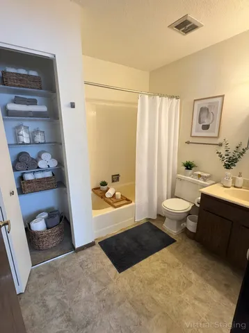 $650 | 408 Park Avenue, Unit 2, Madison, MN 56256