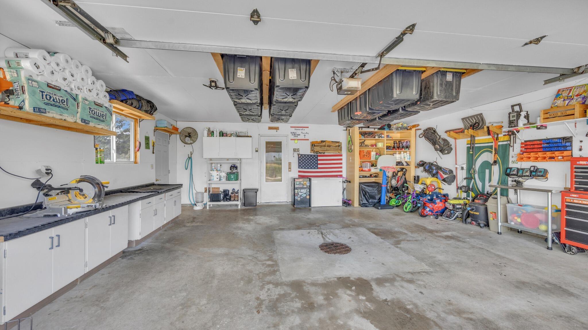 514 North Alverno Road Manitowoc Rapids, WI 54220 - Photo 27 of 44 Garage