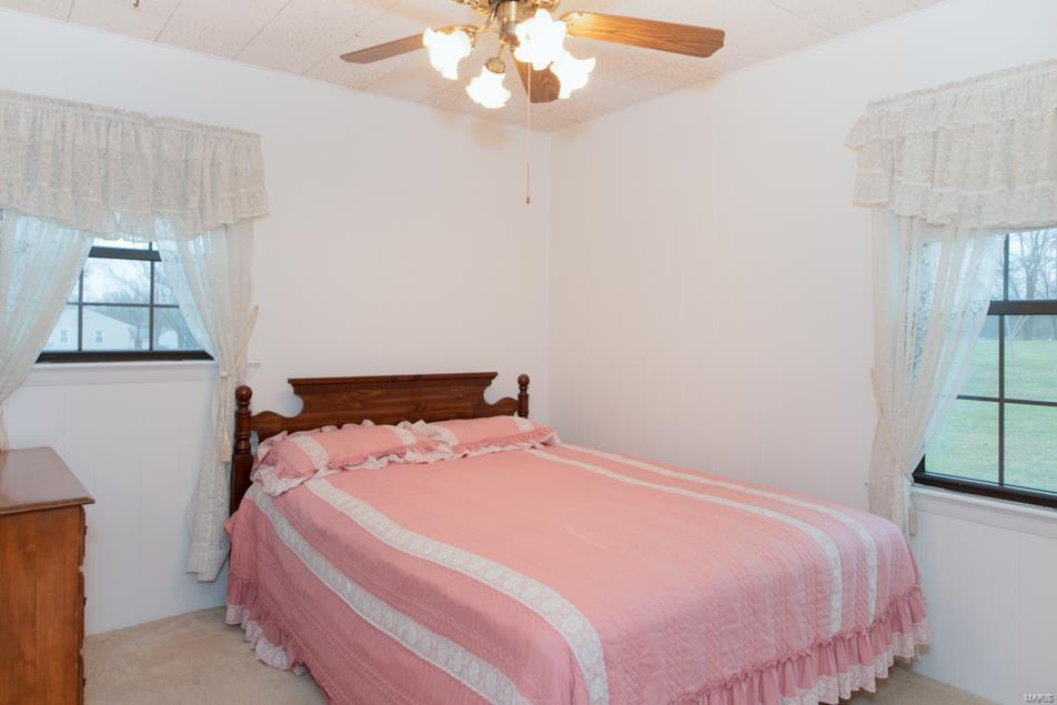 232 Dennison Drive Ballwin, MO 63021 - Photo 10 of 18