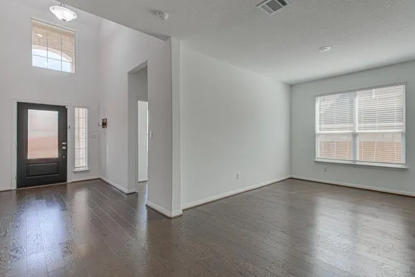 $2,795 | 105 Venti Cove, Georgetown, TX 78628