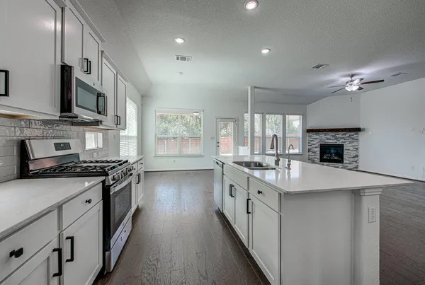 $2,795 | 105 Venti Cove, Georgetown, TX 78628