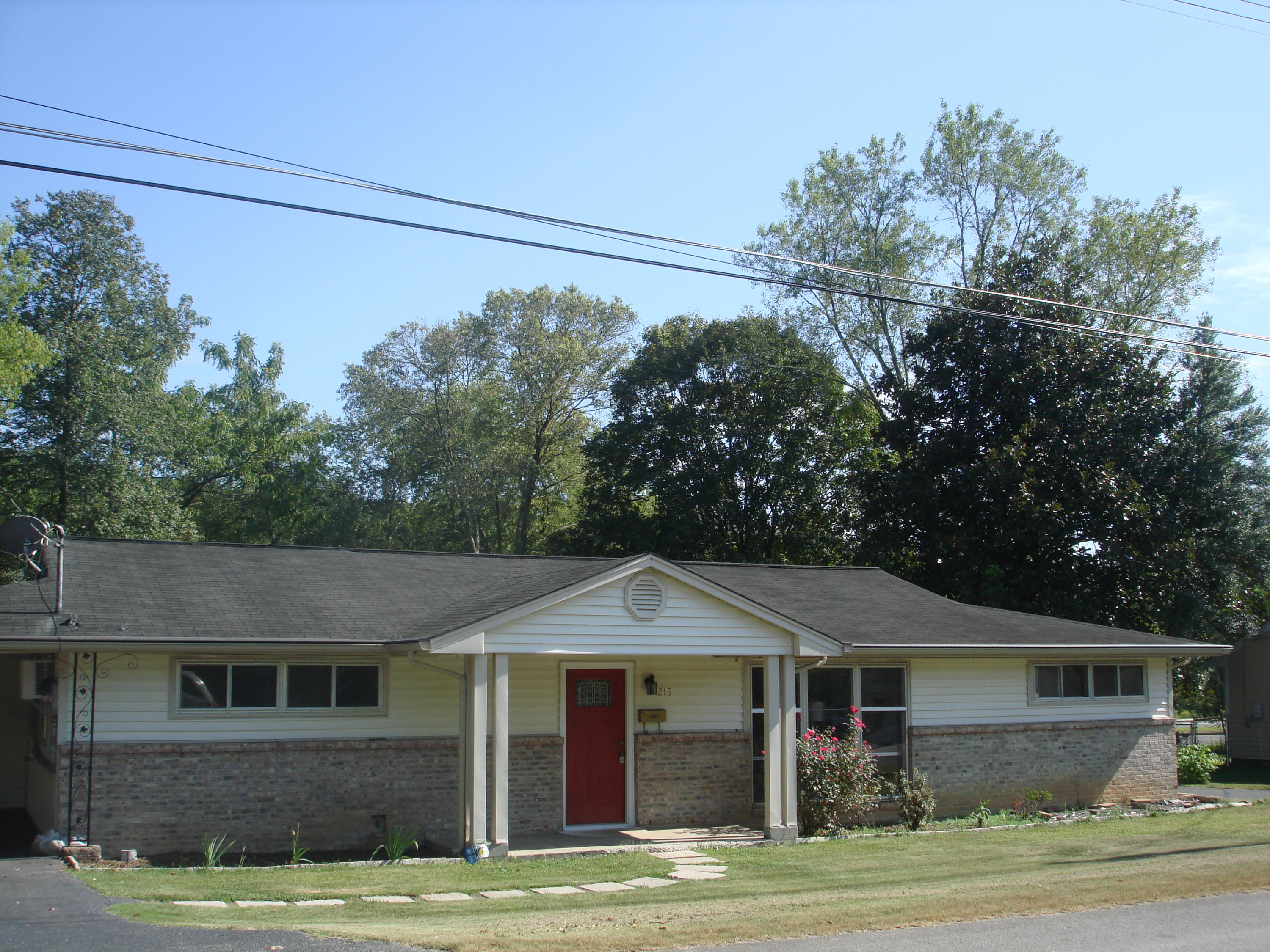 215 Butler Road Oak Ridge, TN 37830 - Photo 2 of 18 3-4 BEDROOM ONE LEVEL HOME