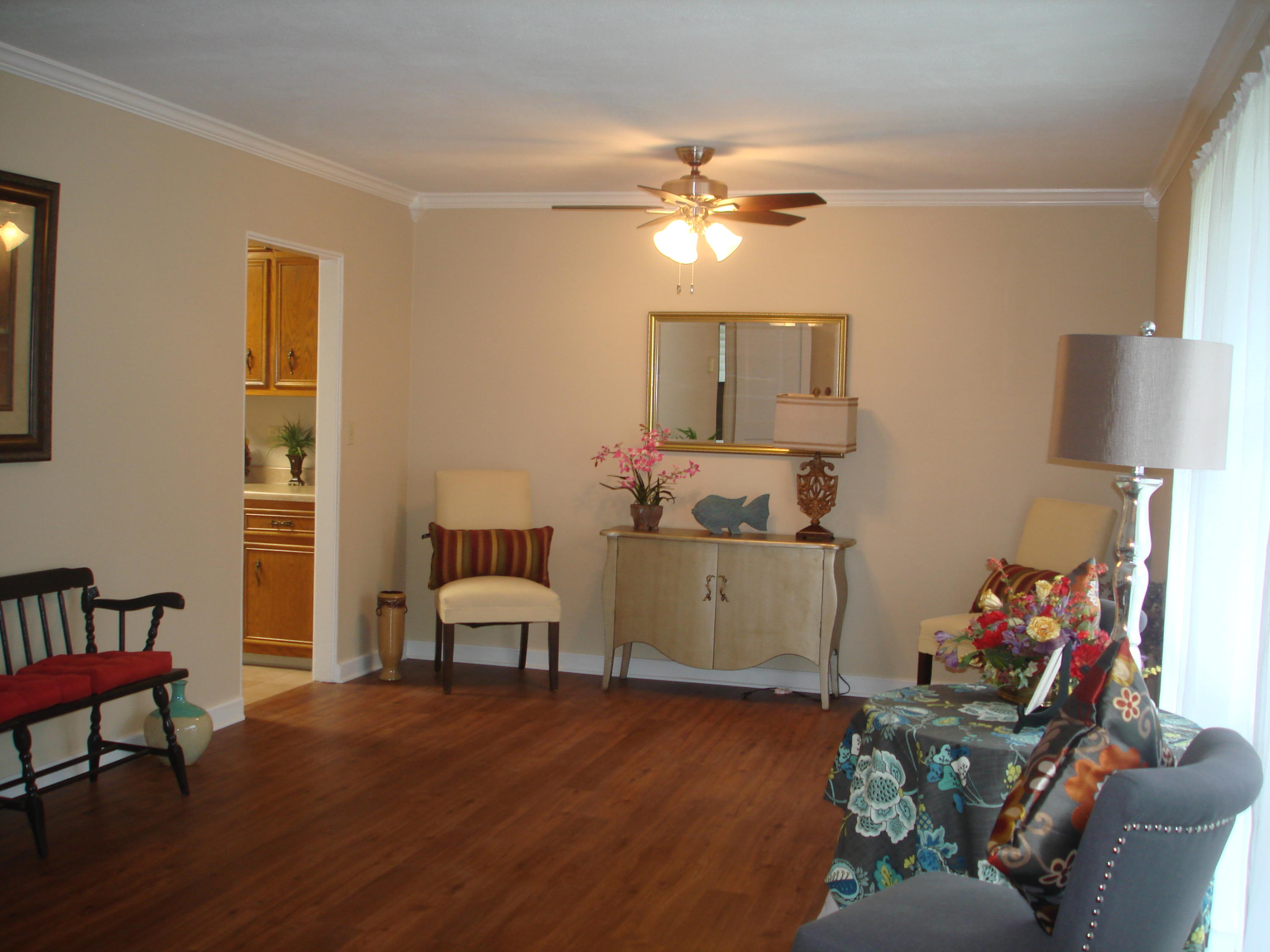 215 Butler Road Oak Ridge, TN 37830 - Photo 4 of 18 IMMACULATE CONDITION