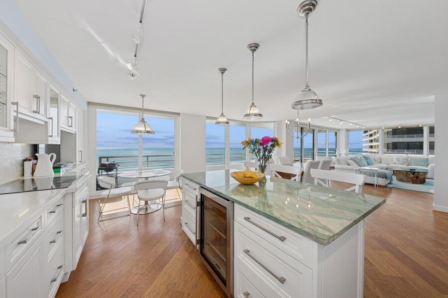 1400 South Ocean Boulevard, Unit 1106 Boca Raton, FL 33432 - Photo 15 of 82 Kitchen